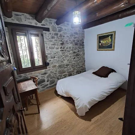 Chalet Borda Pinana Anciles